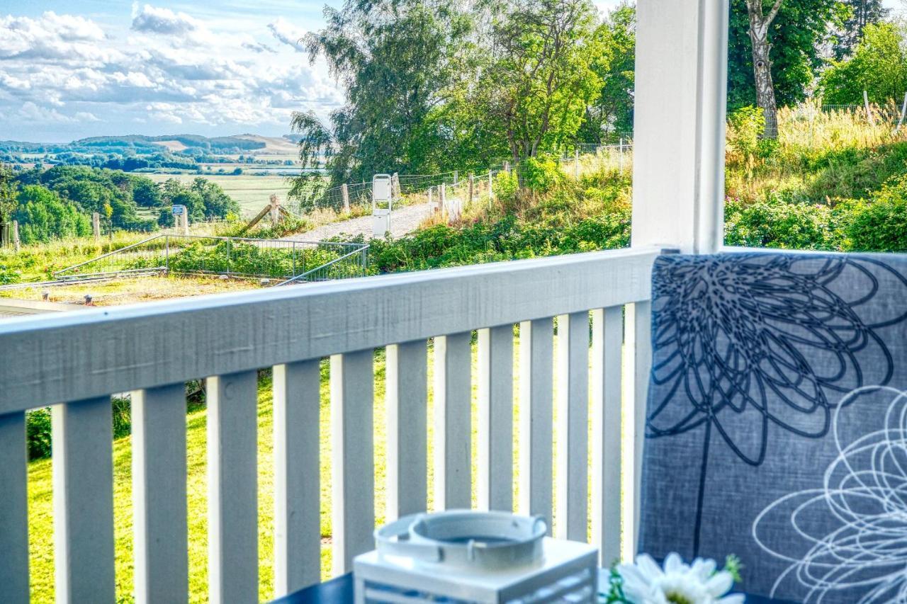 Mit Meerblick Und Balkon, Gratis Nutzung Vom Ahoi Erlebnisbad Und Sauna In Sellin - Meeresblick Fewo 35 Goehren  Exterior photo